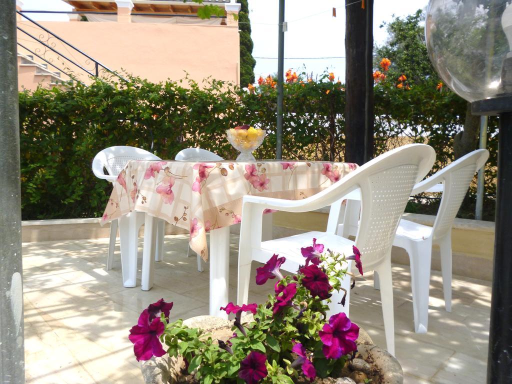 Ferienwohnung Giannis Agios Georgios Pagon Exterior foto